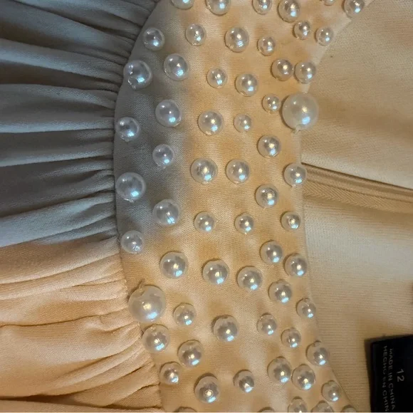 Jessica Howard Cream and Brown Pearl-Trim Formal Dress
